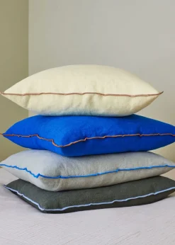 Outline Cushion