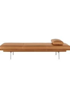 Outline Daybed