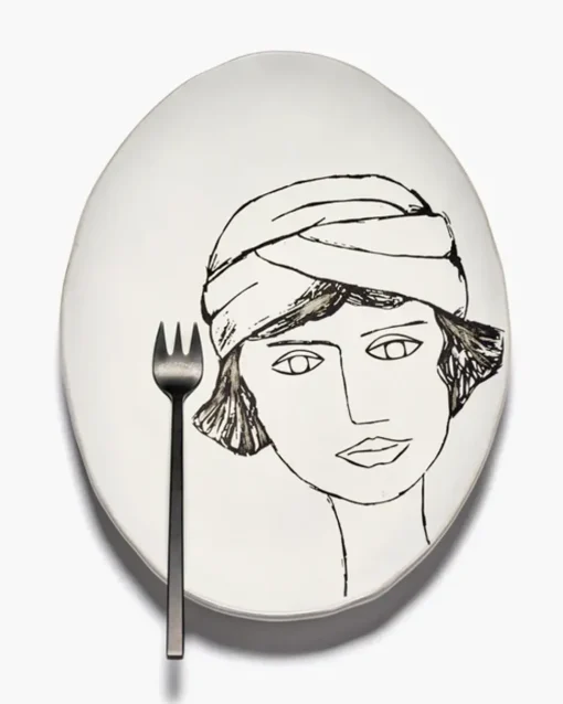 Oval Plate La Mère