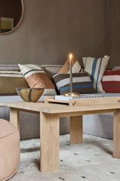 Oy Square Table