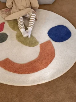 Panto Tufted Rug