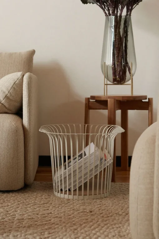 Passage Stool