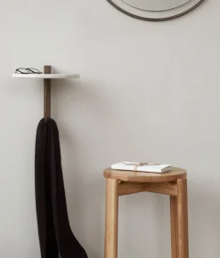 Passage Stool