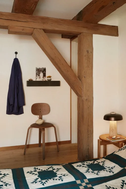 Passage Stool