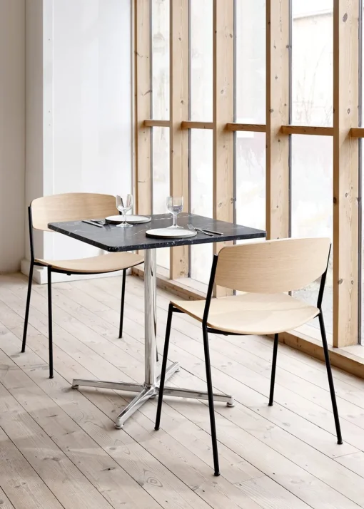Pato Table 4681 by Welling/Ludvik