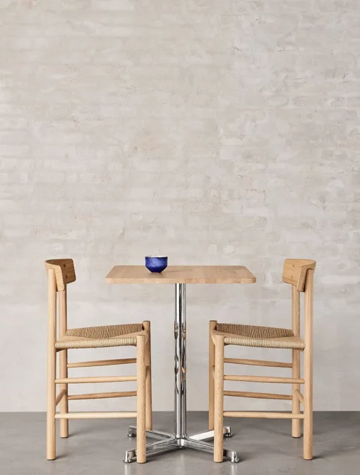 Pato Table 4681 by Welling/Ludvik