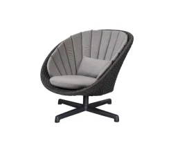 Peacock lounge swivel chair