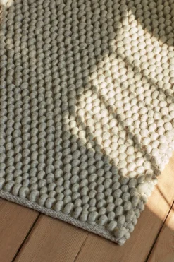 Peas Rug