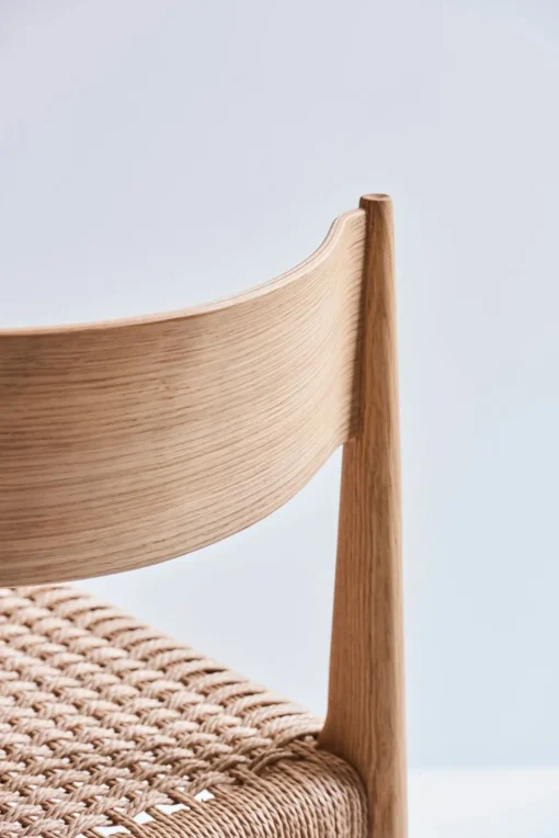 PIA CHAIR