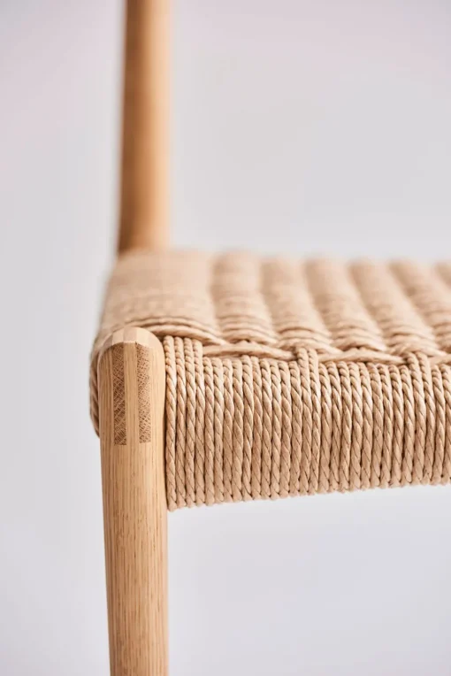 PIA CHAIR