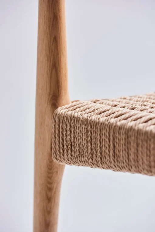 PIA CHAIR
