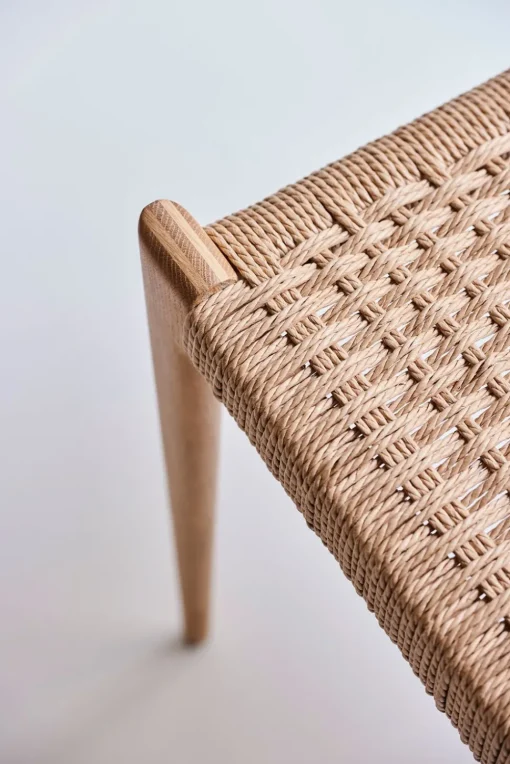 PIA CHAIR