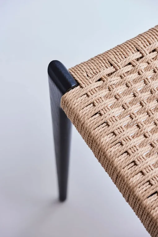 PIA CHAIR