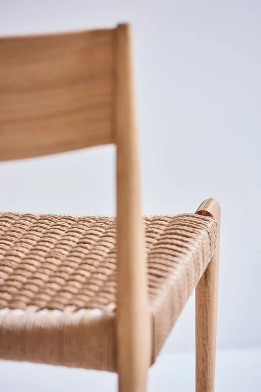 PIA CHAIR