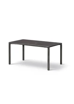 Piloti Stone Table 6760 by Hugo Passos