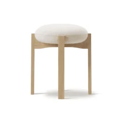 Pioneer Stool 6830 / By Maria Bruun