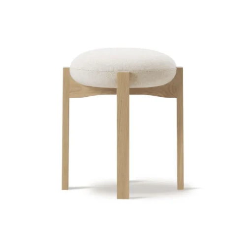 Pioneer Stool 6830 / By Maria Bruun