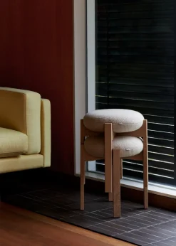 Pioneer Stool 6830 / By Maria Bruun