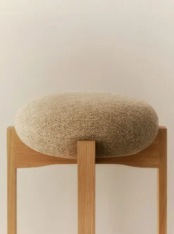 Pioneer Stool 6830 / By Maria Bruun