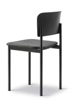 Plan Chair 3413 by Edward Barber & Jay Osgerby