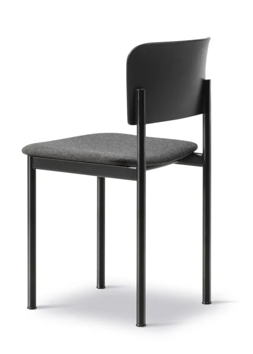Plan Chair 3413 by Edward Barber & Jay Osgerby