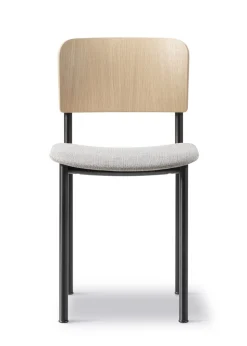 Plan Chair 3413 by Edward Barber & Jay Osgerby