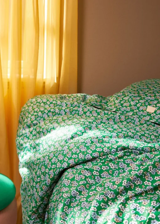 Pleasantly Linens