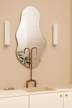 Pond Mirror - Dark Chrome Edge