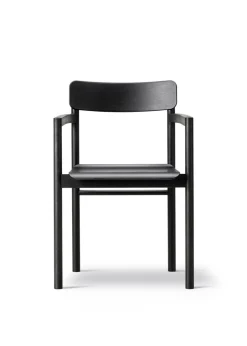 Post Chair 3445 by Cecilie Manz