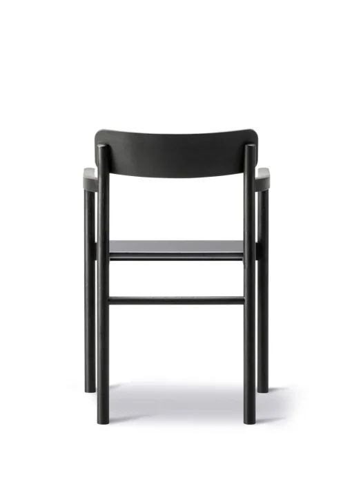 Post Chair 3445 by Cecilie Manz