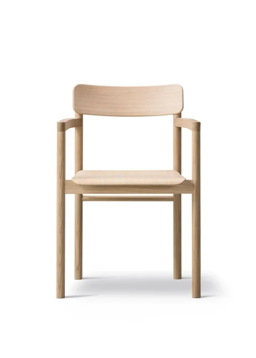 Post Chair 3445 by Cecilie Manz