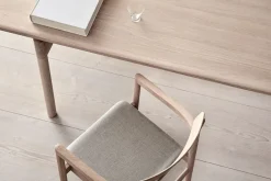 Post Chair 3445 by Cecilie Manz