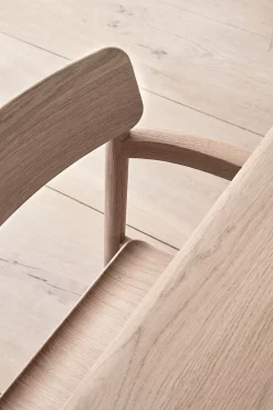 Post Chair 3445 by Cecilie Manz