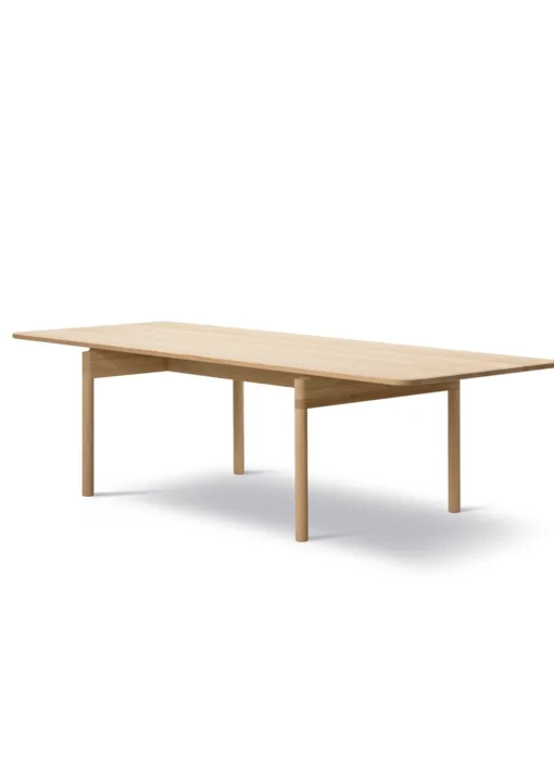 Post Table 6440 by Cecilie Manz