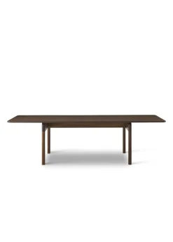 Post Table 6440 by Cecilie Manz