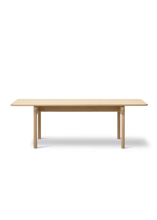 Post Table 6438 by Cecilie Manz