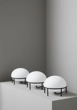 Pump table lamp