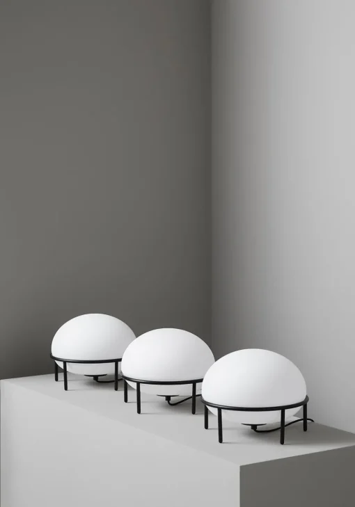 Pump table lamp