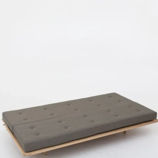 PV Daybed