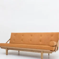 PV Daybed