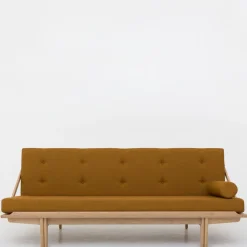 PV Daybed