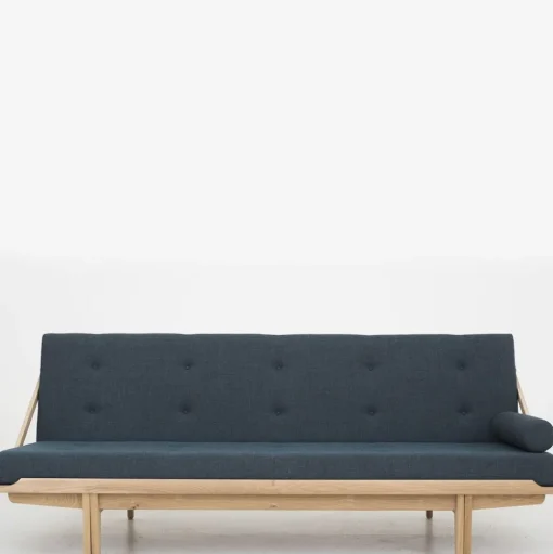 PV Daybed
