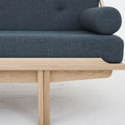 PV Daybed