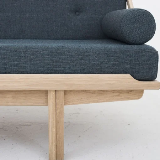 PV Daybed