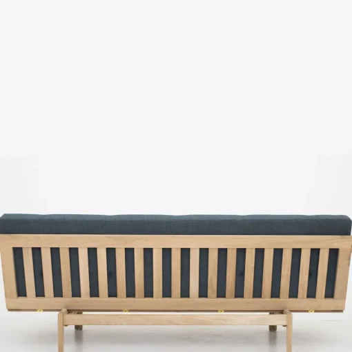 PV Daybed