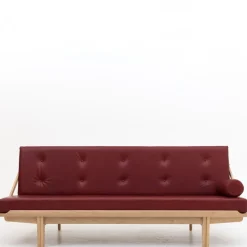 PV Daybed