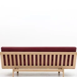 PV Daybed