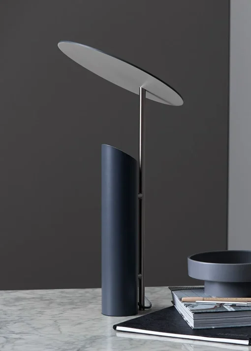 Reflect table lamp
