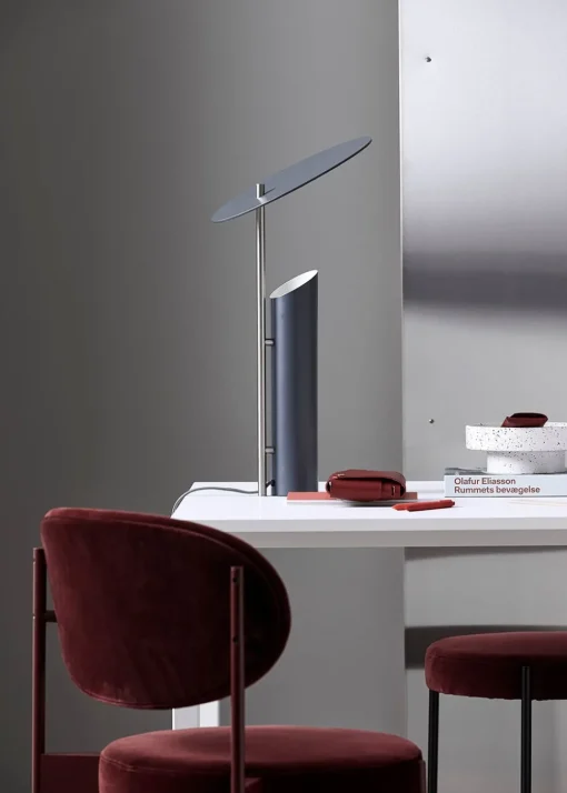 Reflect table lamp