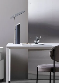 Reflect table lamp
